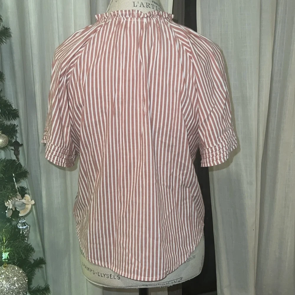 a.n.a. Light red & white striped shortsleeve flowy blouse women’s top Small - Picture 4 of 9